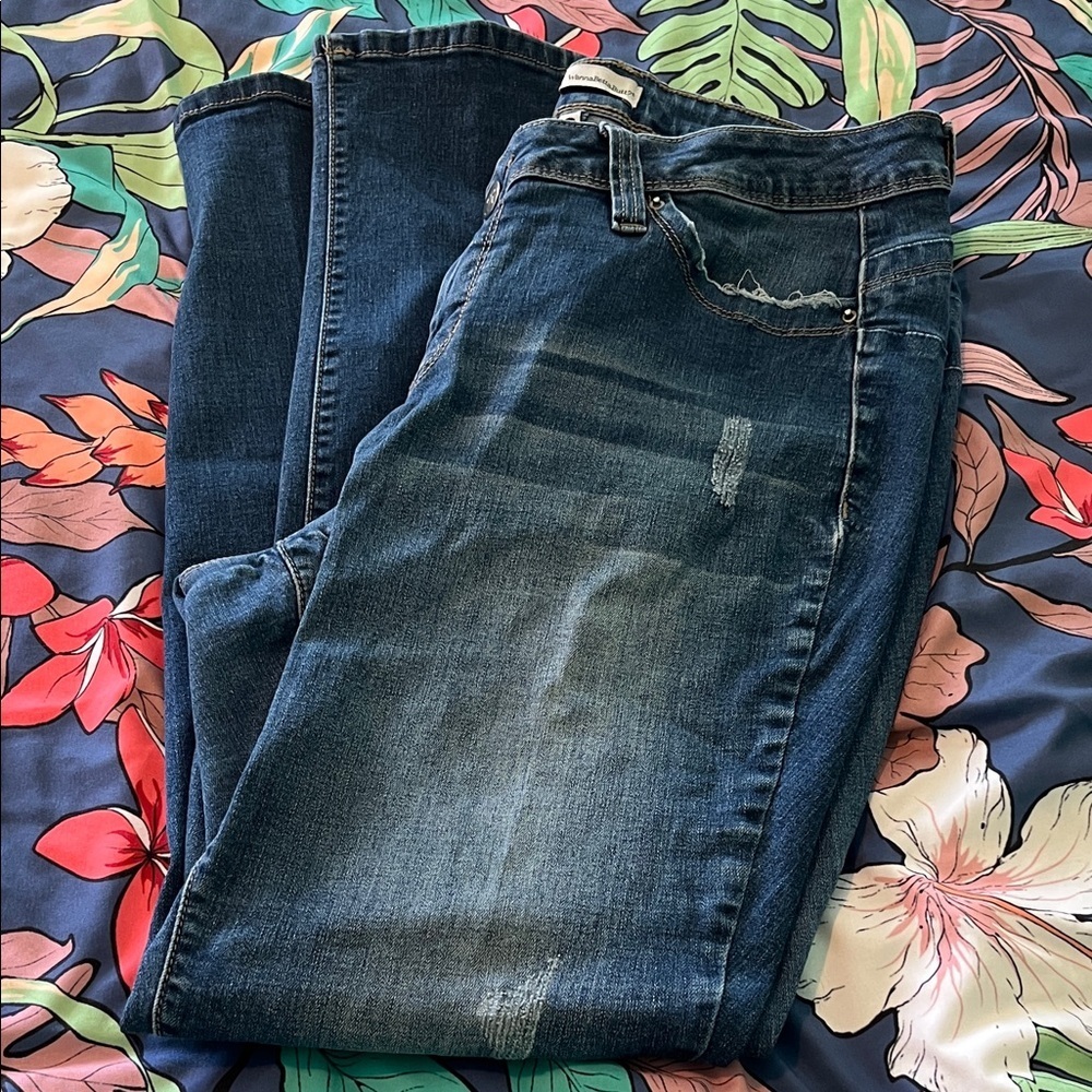 Wanna Betta Butt? Royalty stretch jeans